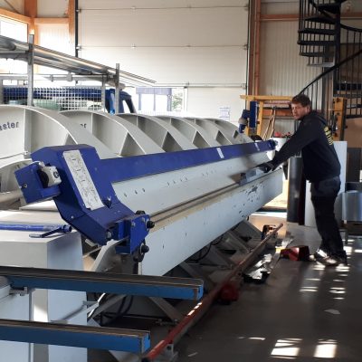 Lohrmann Blechtechnik Biegemaschine